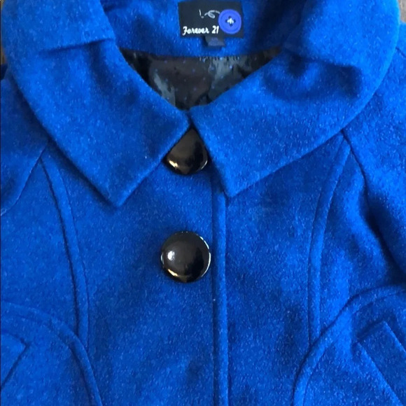 Forever 21 Big Button Cropped Peacoat - Picture 3 of 5